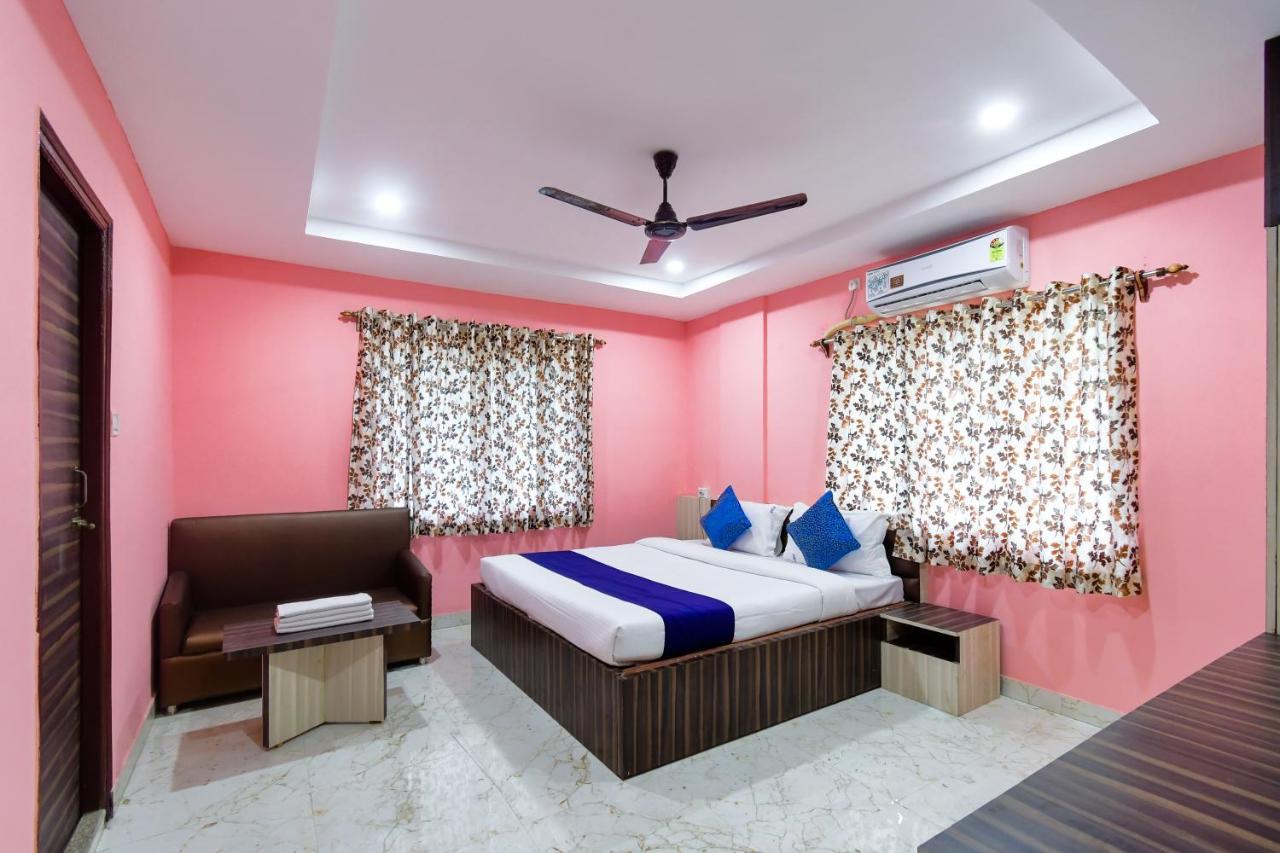 Hotel Blue Abedin Kolkata Eksteriør bilde