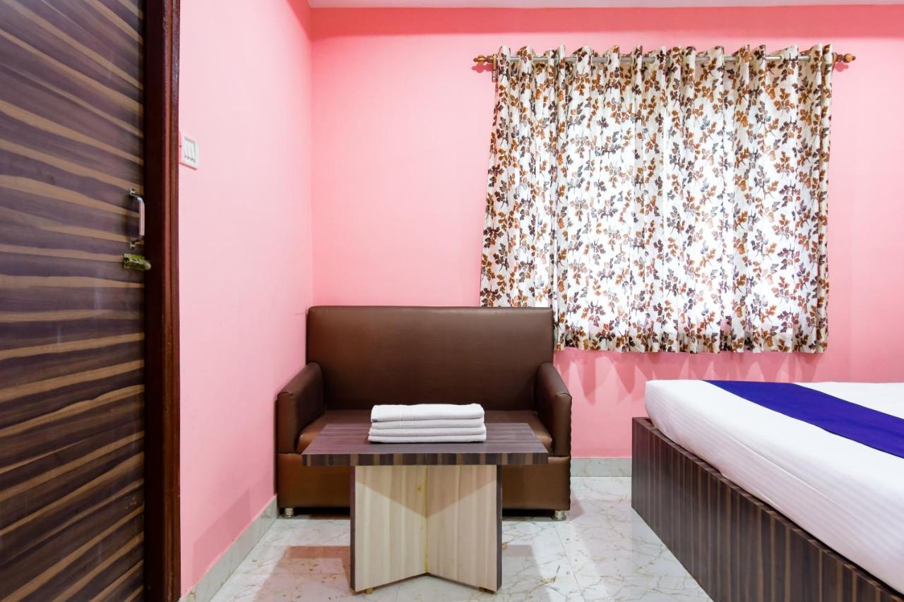 Hotel Blue Abedin Kolkata Eksteriør bilde