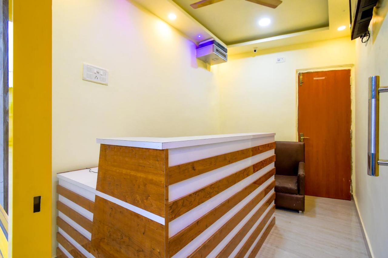 Hotel Blue Abedin Kolkata Eksteriør bilde