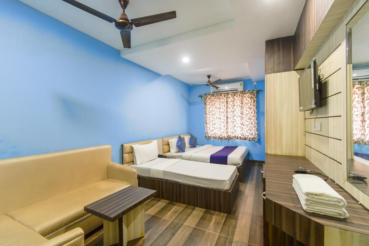 Hotel Blue Abedin Kolkata Eksteriør bilde